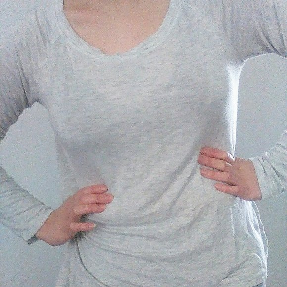 Aeropostale Light Gray Chiffon Drape back top - Picture 5 of 5